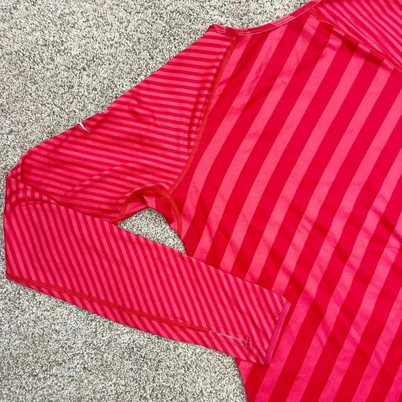 Nike Pro Dri Fit Hyperwarm Stripes Round Neck Long Sleeve T-Shirt Pink Medium - Picture 8 of 9